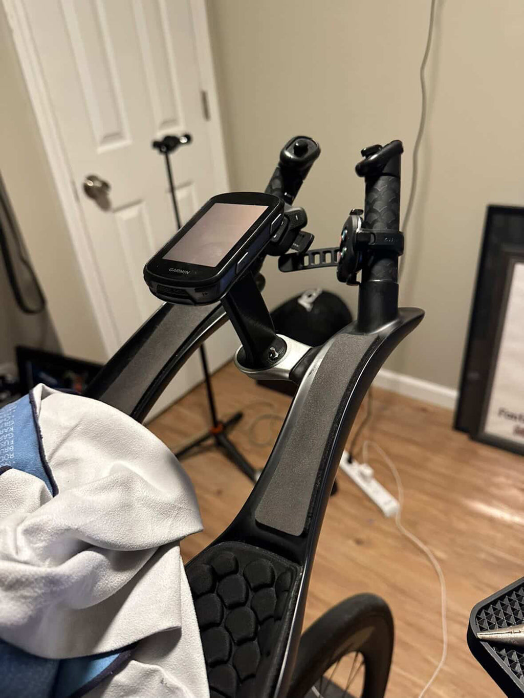 Aero Cockpit Garmin/Wahoo Mount – Integrated GPS Computer Mount for Tri & TT