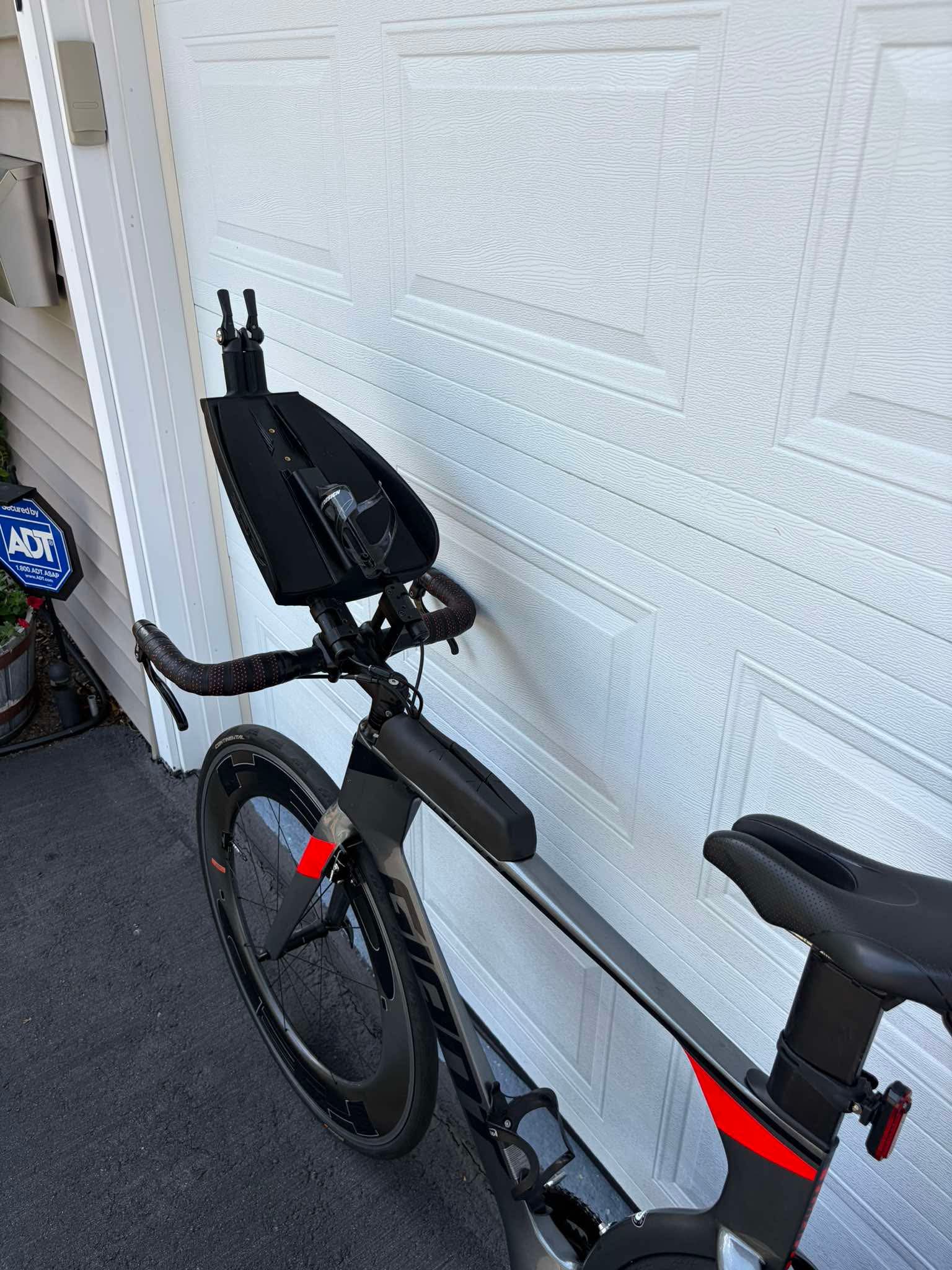 Aero Cockpit System – Integrated TT & Triathlon Handlebar