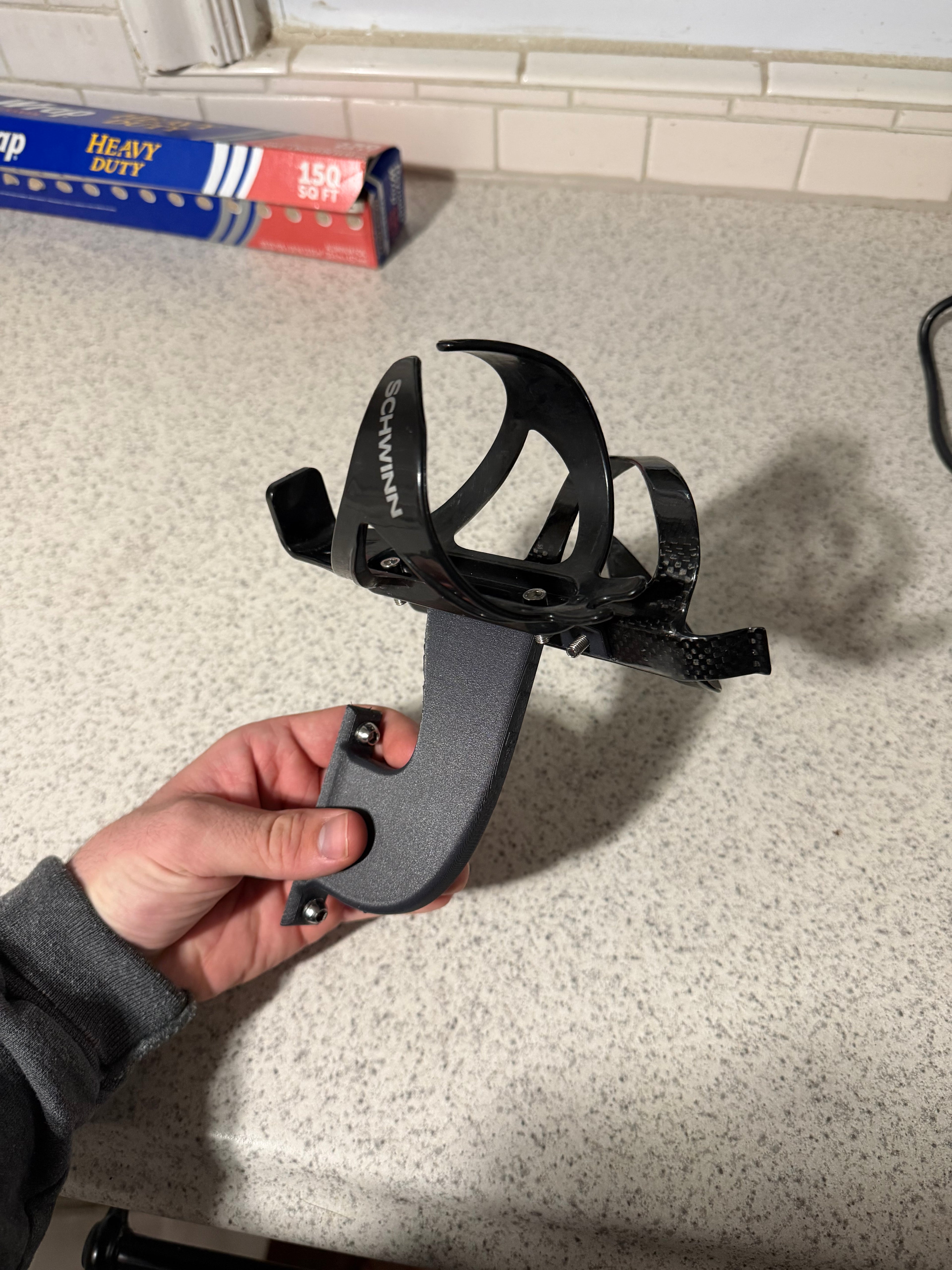 Aero Rear Bottle Cage Adapter – Vertical to Horizontal Mount